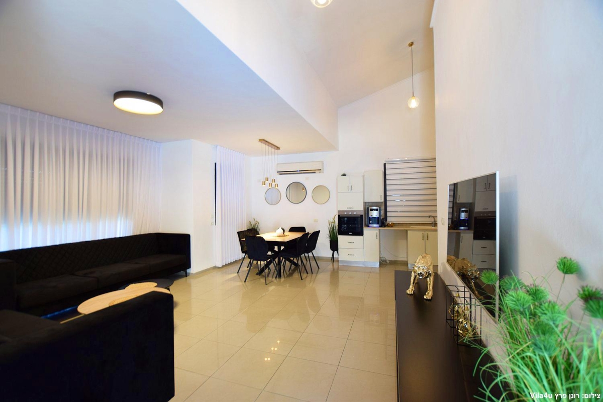 81354 מתחם פנימי, The King Place - אחוזת המלך, וילה  בחוסן וילות - Vila