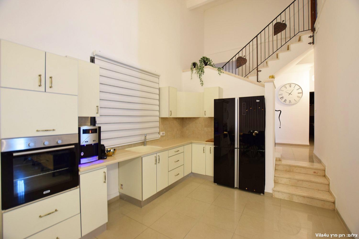 81356 מתחם פנימי, The King Place - אחוזת המלך, וילה  בחוסן וילות - Vila