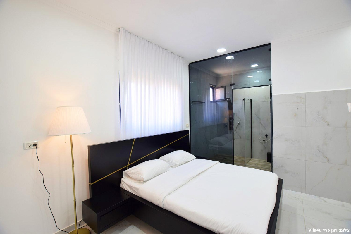 81364 מתחם פנימי, The King Place - אחוזת המלך, וילה  בחוסן וילות - Vila