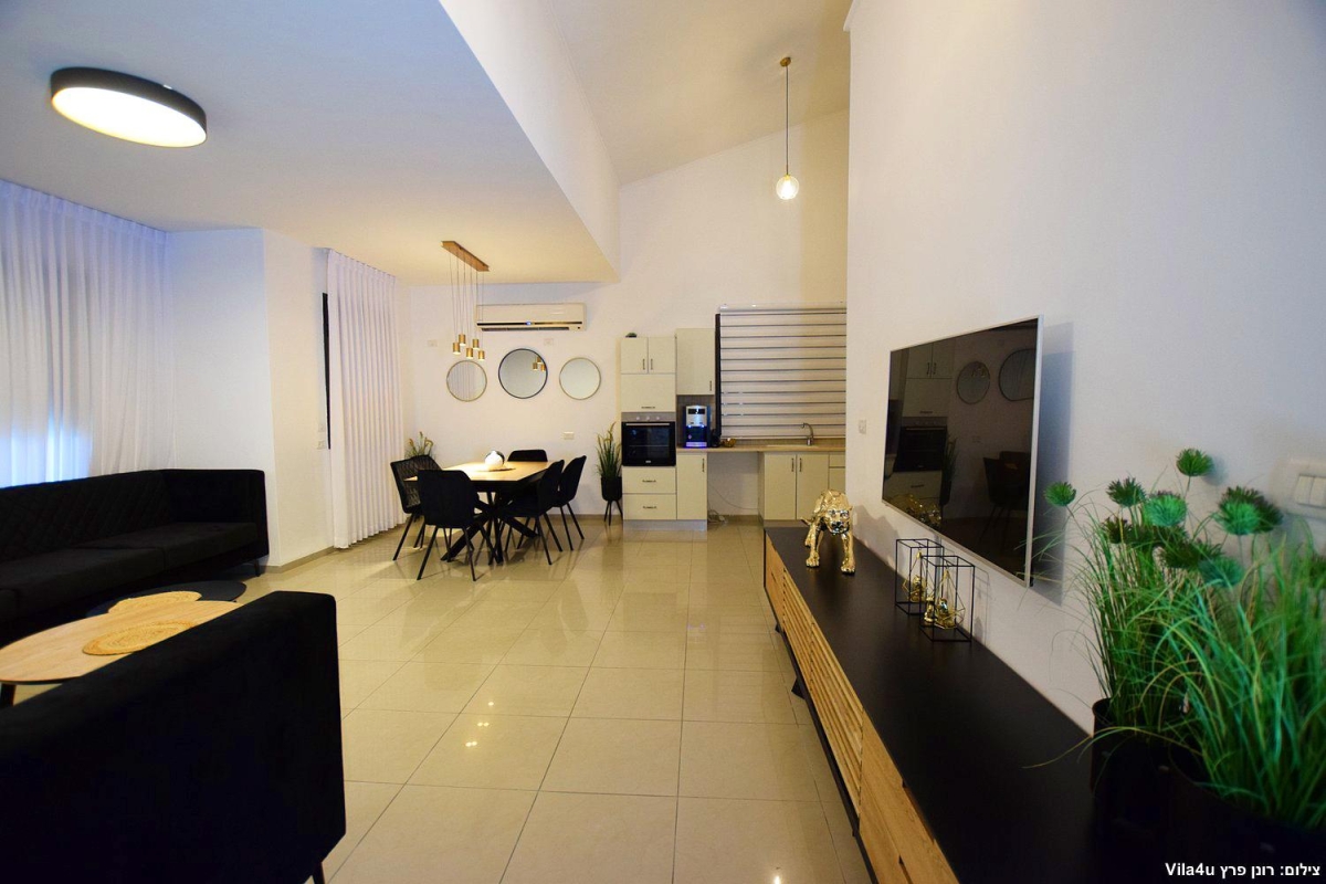 81373 מתחם פנימי, The King Place - אחוזת המלך, וילה  בחוסן וילות - Vila