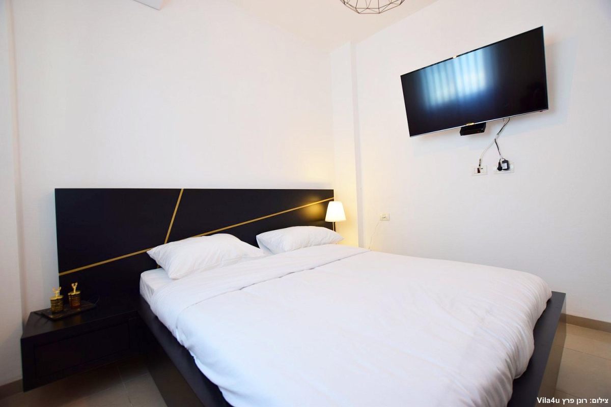 81376 מתחם פנימי, The King Place - אחוזת המלך, וילה  בחוסן וילות - Vila