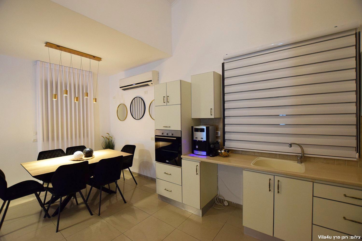 81377 מתחם פנימי, The King Place - אחוזת המלך, וילה  בחוסן וילות - Vila