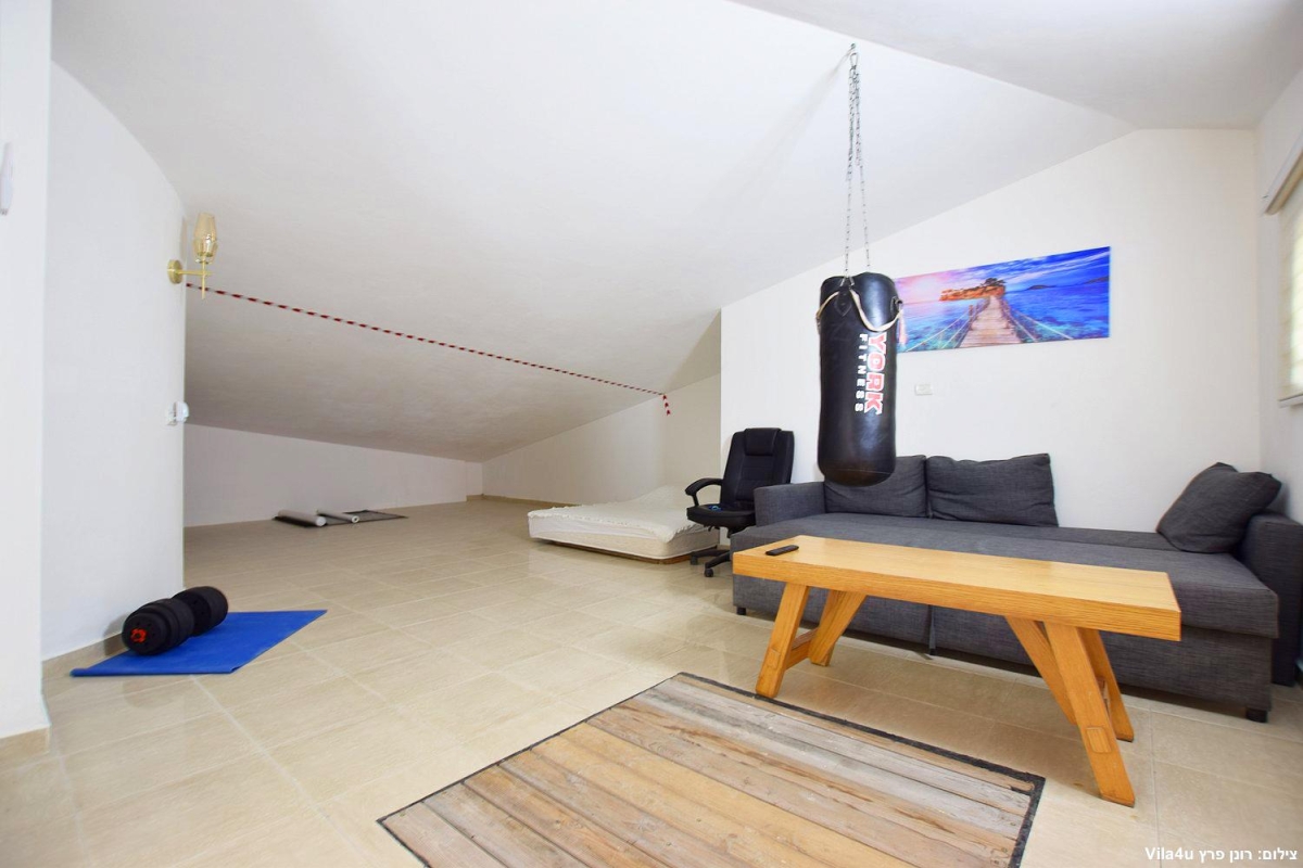 81811 גלריה כללית, קאסה דרים בוטיק, וילה  בכפר ורדים וילות - Vila