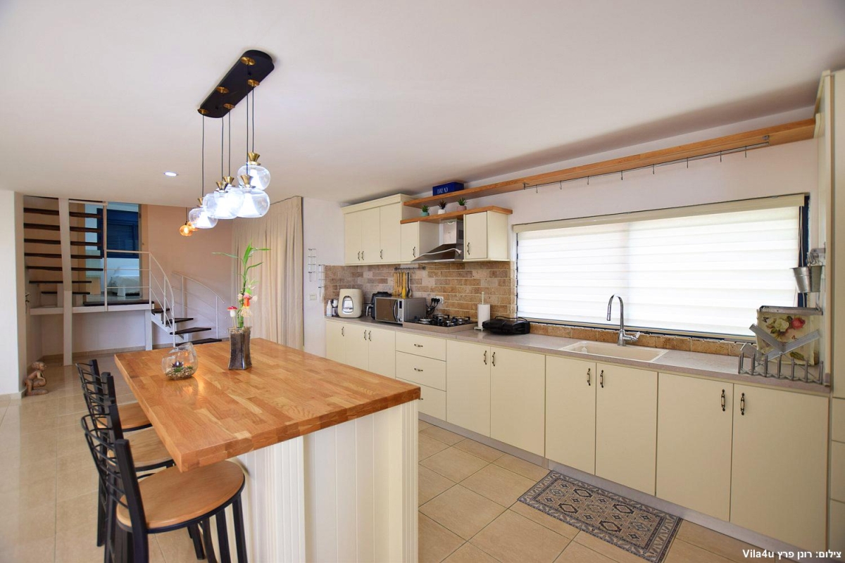 81850 מתחם פנימי, קאסה דרים בוטיק, וילה  בכפר ורדים וילות - Vila