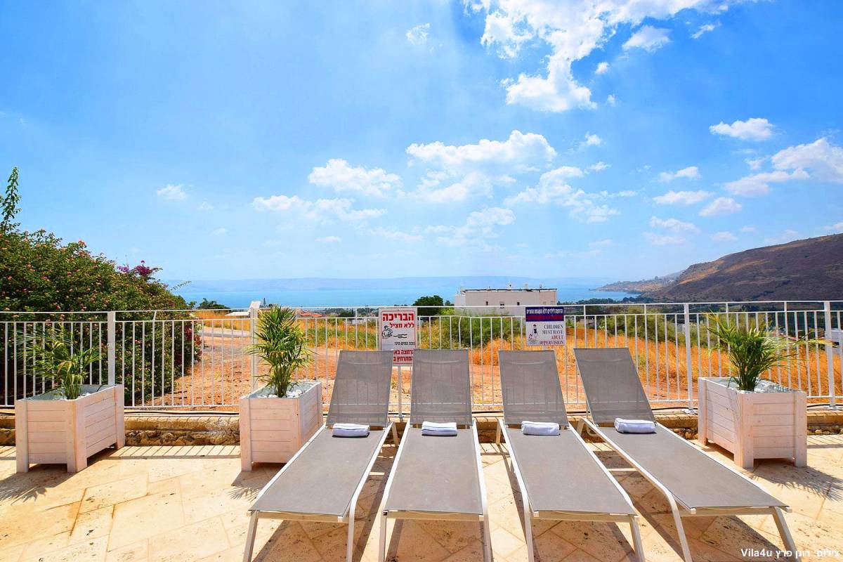 83369 גלריית חוץ, וילה מול כנרת וארבל, וילה  במגדל וילות - Vila