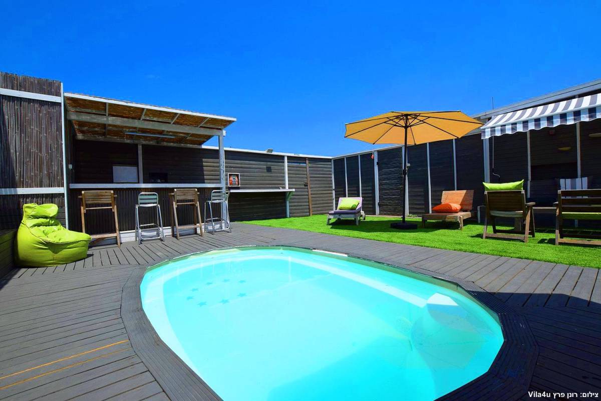 83477 המתחם החיצוני, לופט בשדות, וילה  בנתניה וילות - Vila