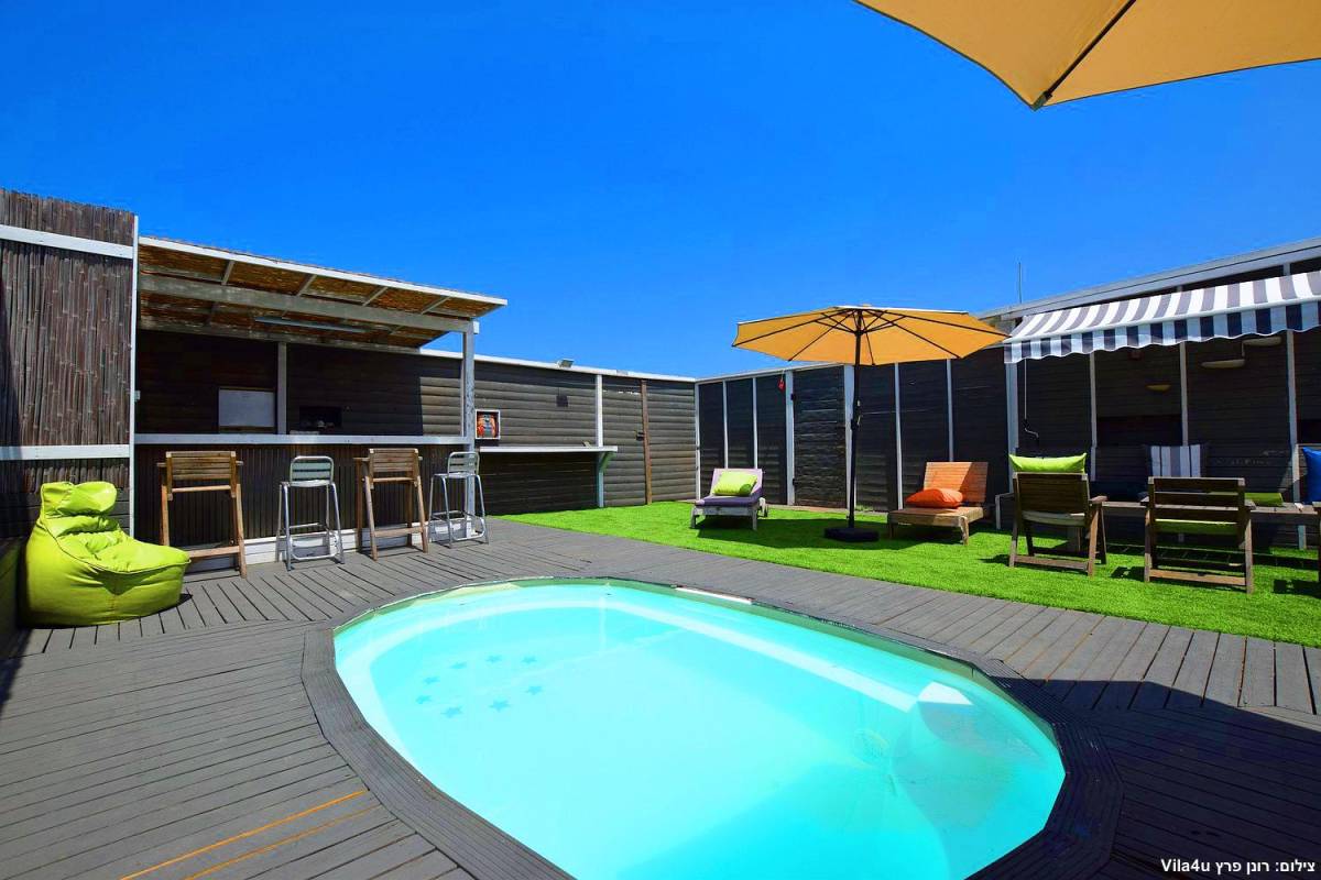 83483 המתחם החיצוני, לופט בשדות, וילה  בנתניה וילות - Vila