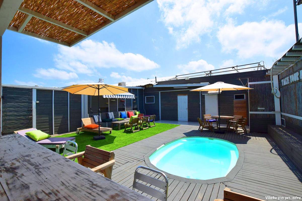 83488 המתחם החיצוני, לופט בשדות, וילה  בנתניה וילות - Vila