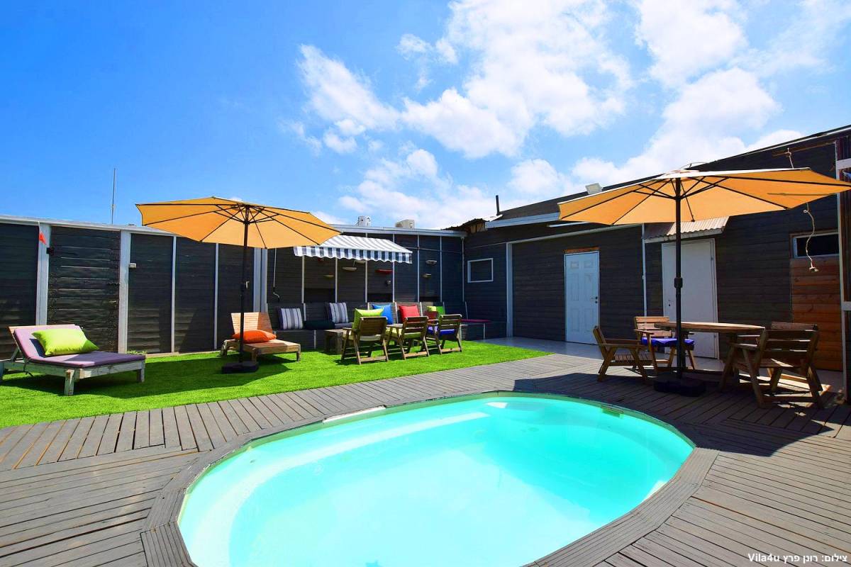 83491 המתחם החיצוני, לופט בשדות, וילה  בנתניה וילות - Vila