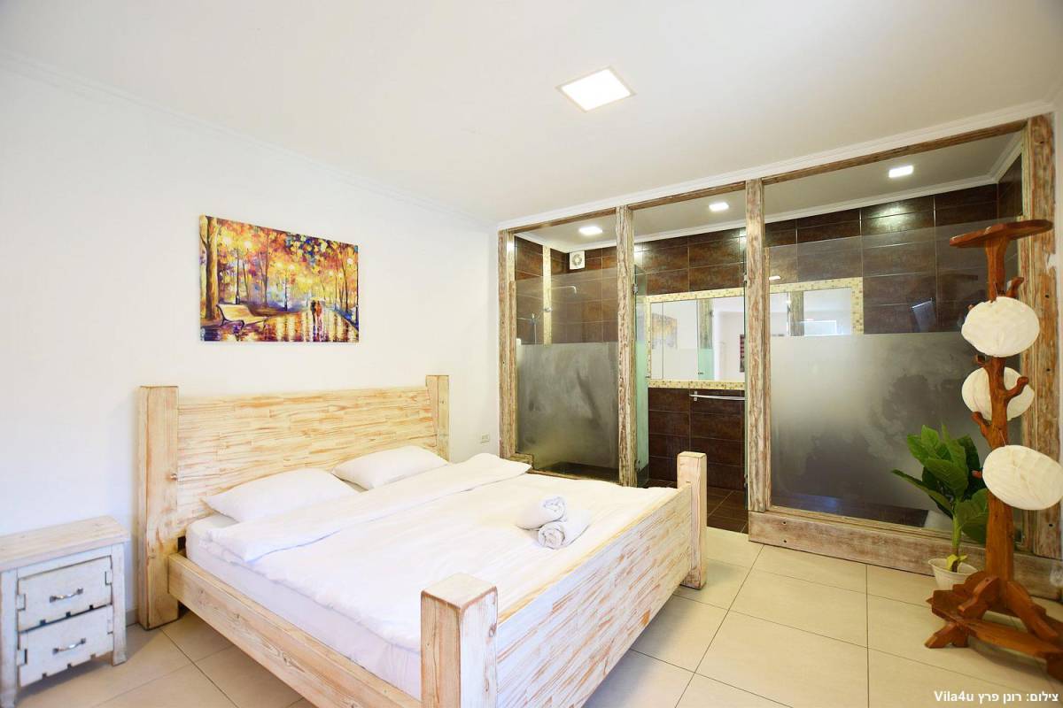 83503 החדרים, לופט בשדות, וילה  בנתניה וילות - Vila