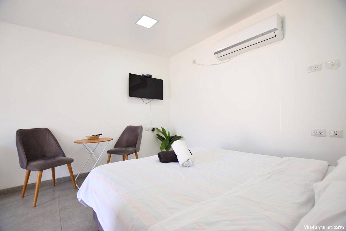 83505 החדרים, לופט בשדות, וילה  בנתניה וילות - Vila