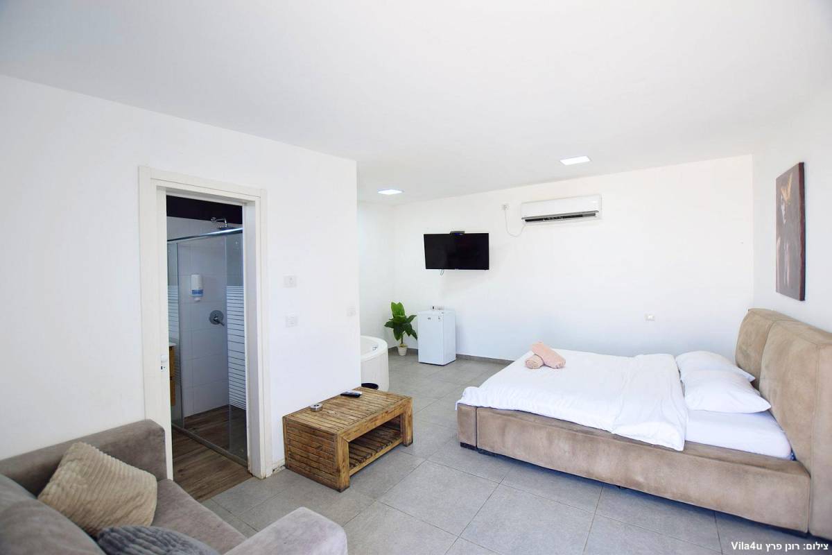 83511 החדרים, לופט בשדות, וילה  בנתניה וילות - Vila