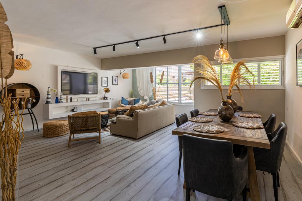 83763 המתחם הפנימי, וילה הרצליה על הים, וילה  בהרצליה פיתוח וילות - Vila