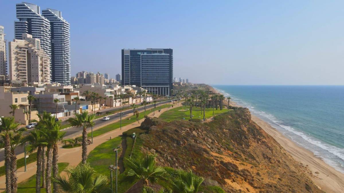 85309 המתחם החיצוני, וילה רויאל מול הים, וילה  בנתניה וילות - Vila