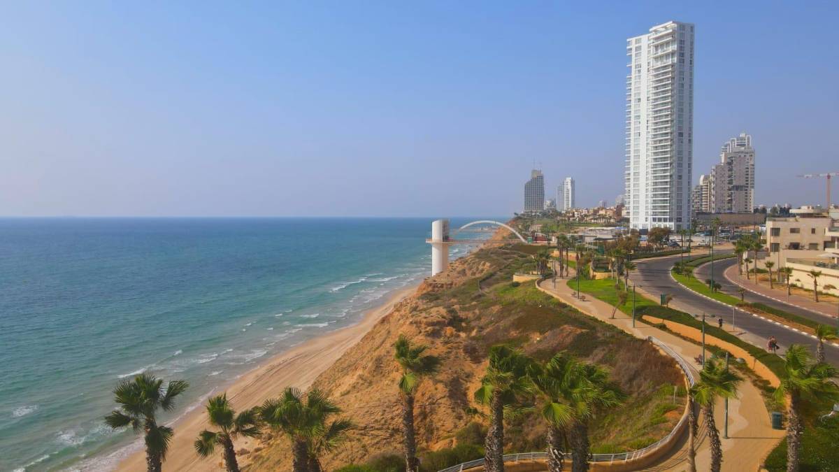 85310 המתחם החיצוני, וילה רויאל מול הים, וילה  בנתניה וילות - Vila