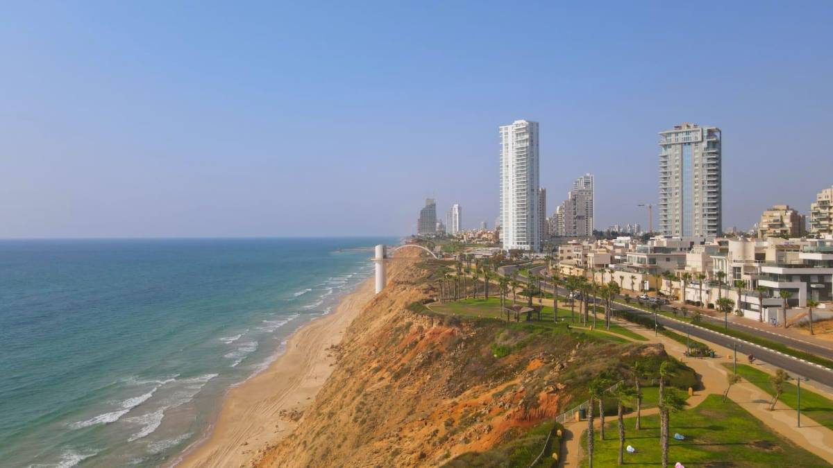 85331 המתחם החיצוני, וילה רויאל מול הים, וילה  בנתניה וילות - Vila