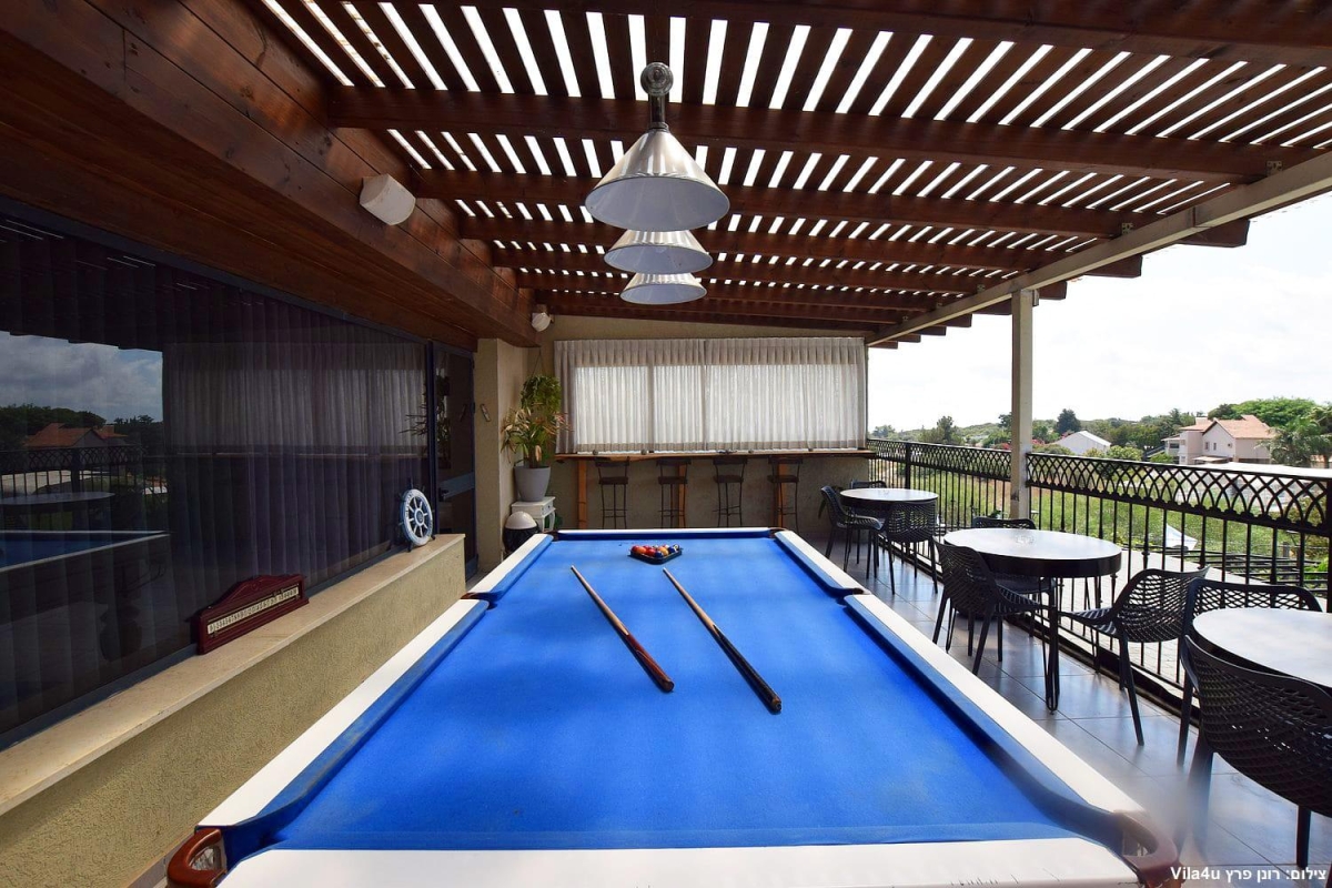 86061 מתחם הבריכה, וילה טופ גן, וילה  בגורן וילות - Vila