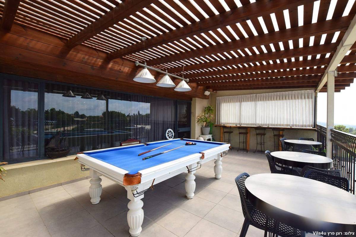 86068 מתחם הבריכה, וילה טופ גן, וילה  בגורן וילות - Vila