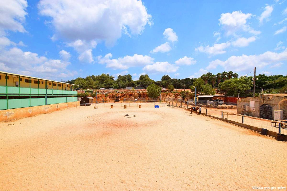 87718 אטרקציות במקום, חוות מונפורטויטו, וילה  בגורן וילות - Vila