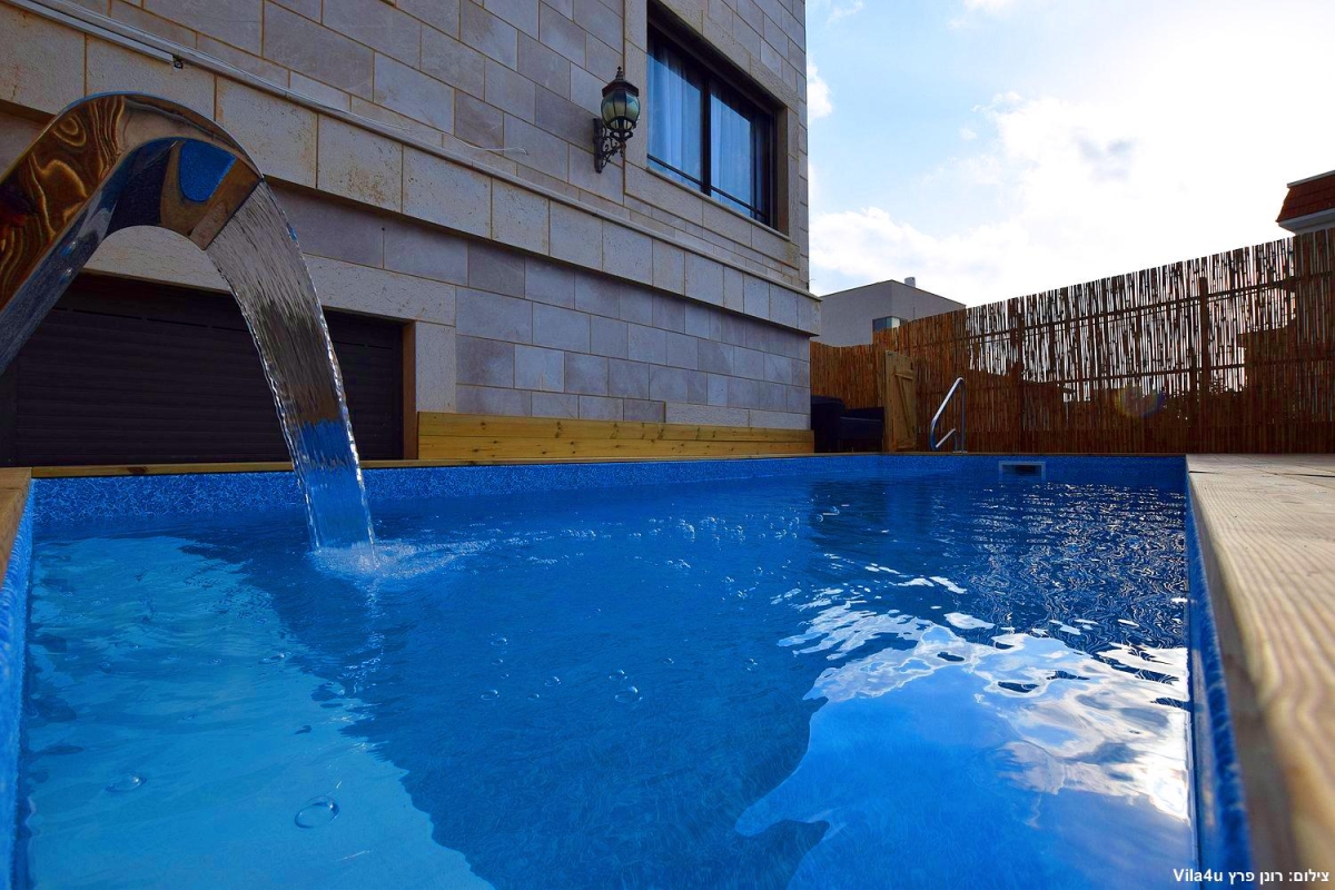 88833 המתחם החיצוני, אחוזת הים, וילה  בנהריה וילות - Vila