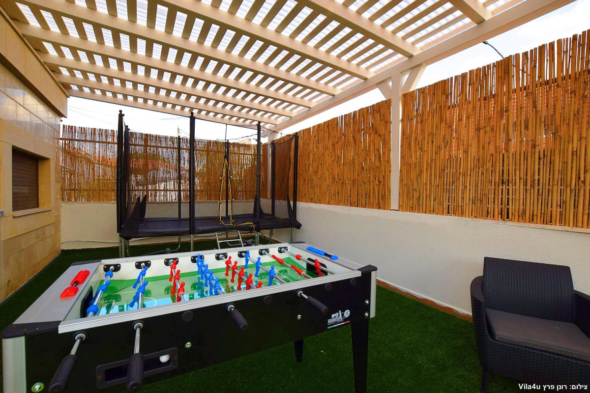 88840 המתחם החיצוני, אחוזת הים, וילה  בנהריה וילות - Vila