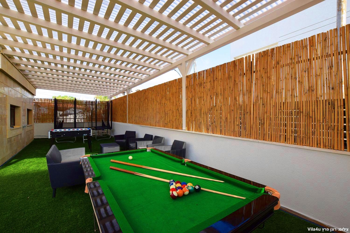 88842 המתחם החיצוני, אחוזת הים, וילה  בנהריה וילות - Vila