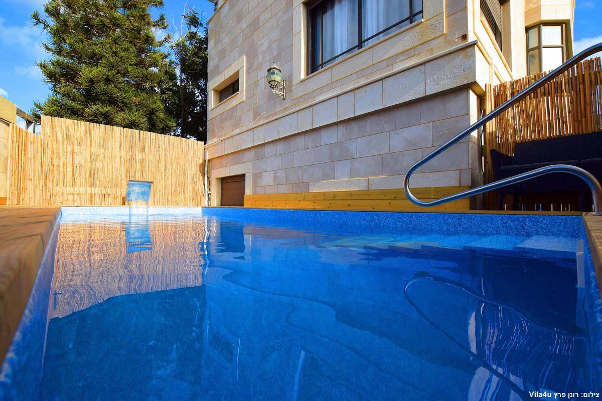 88855 המתחם החיצוני, אחוזת הים, וילה  בנהריה וילות - Vila