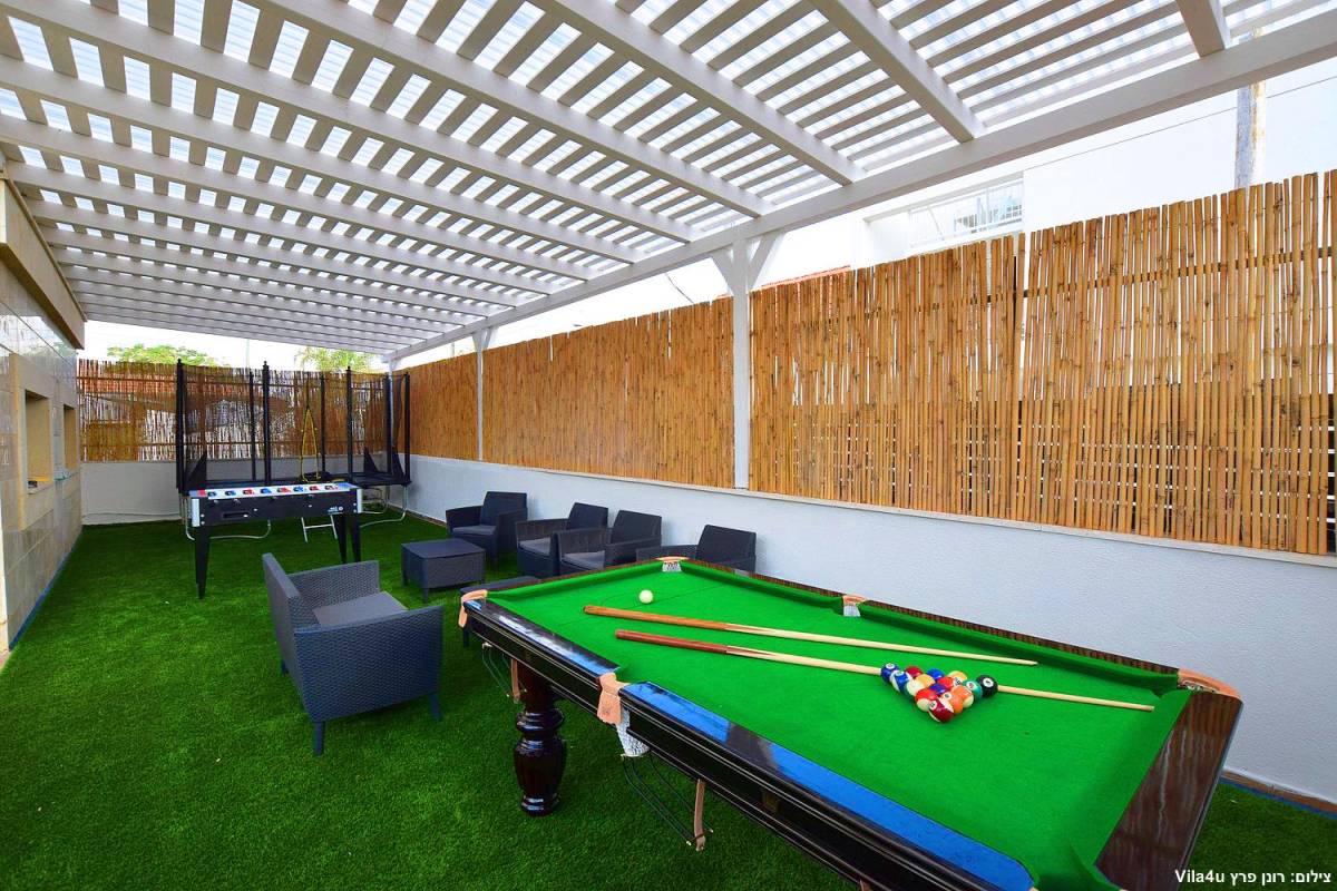 88862 המתחם החיצוני, אחוזת הים, וילה  בנהריה וילות - Vila