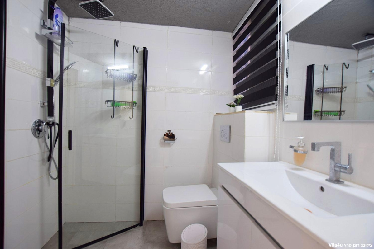 88875 המתחם הפנימי, אחוזת הים, וילה  בנהריה וילות - Vila