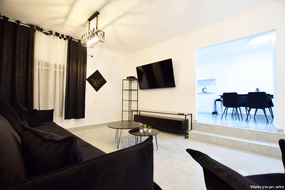 88907 המתחם הפנימי, אחוזת הים, וילה  בנהריה וילות - Vila