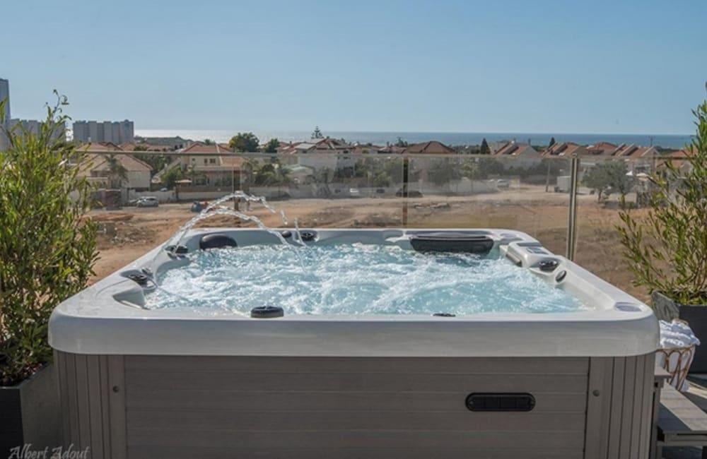 גקוזי המתחם החיצוני, ארכיטקט ביץ' האוס, וילה  בחדרה וילות - Vila