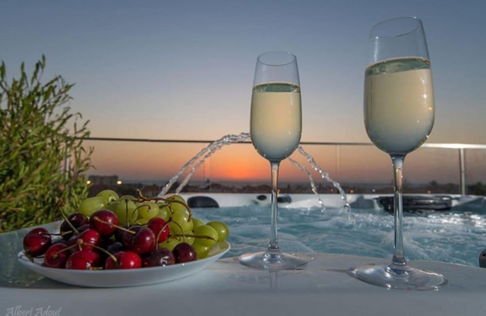 גקוזי המתחם החיצוני, ארכיטקט ביץ' האוס, וילה  בחדרה וילות - Vila