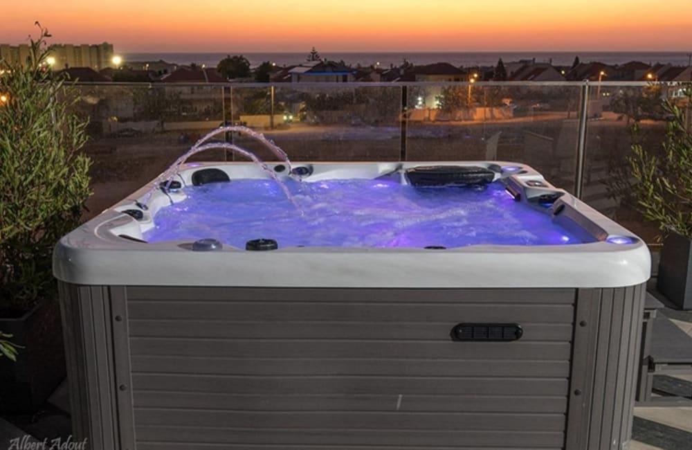 גקוזי המתחם החיצוני, ארכיטקט ביץ' האוס, וילה  בחדרה וילות - Vila