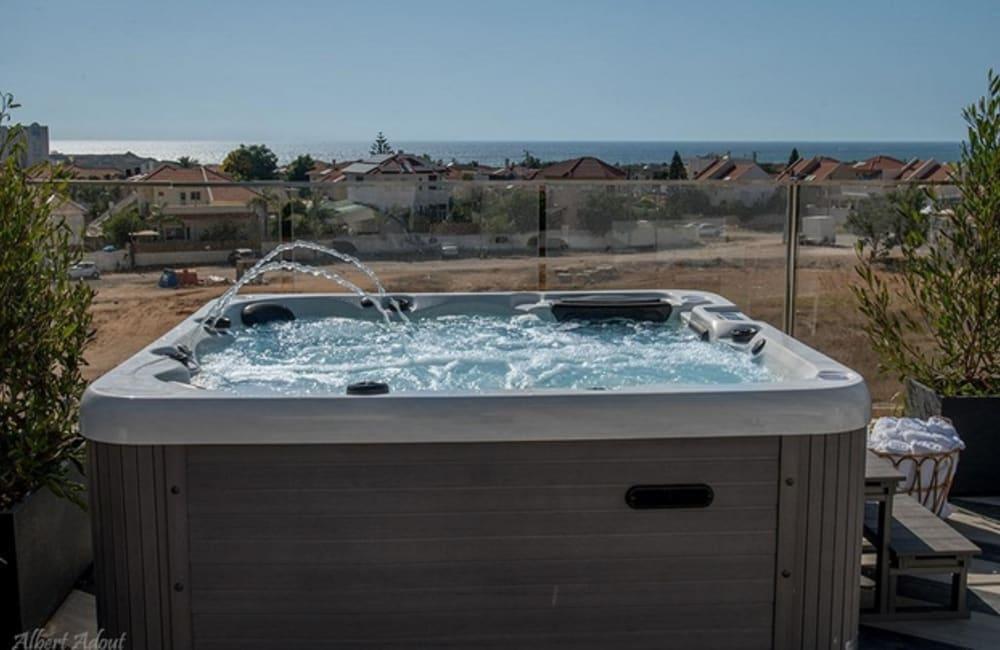 גקוזי המתחם החיצוני, ארכיטקט ביץ' האוס, וילה  בחדרה וילות - Vila