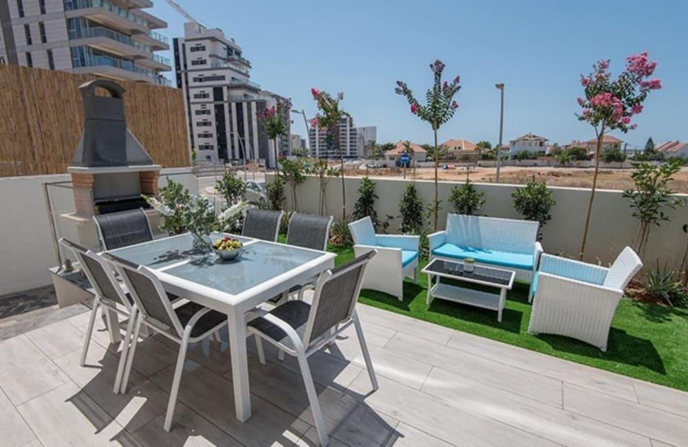 גג המתחם החיצוני, ארכיטקט ביץ' האוס, וילה  בחדרה וילות - Vila