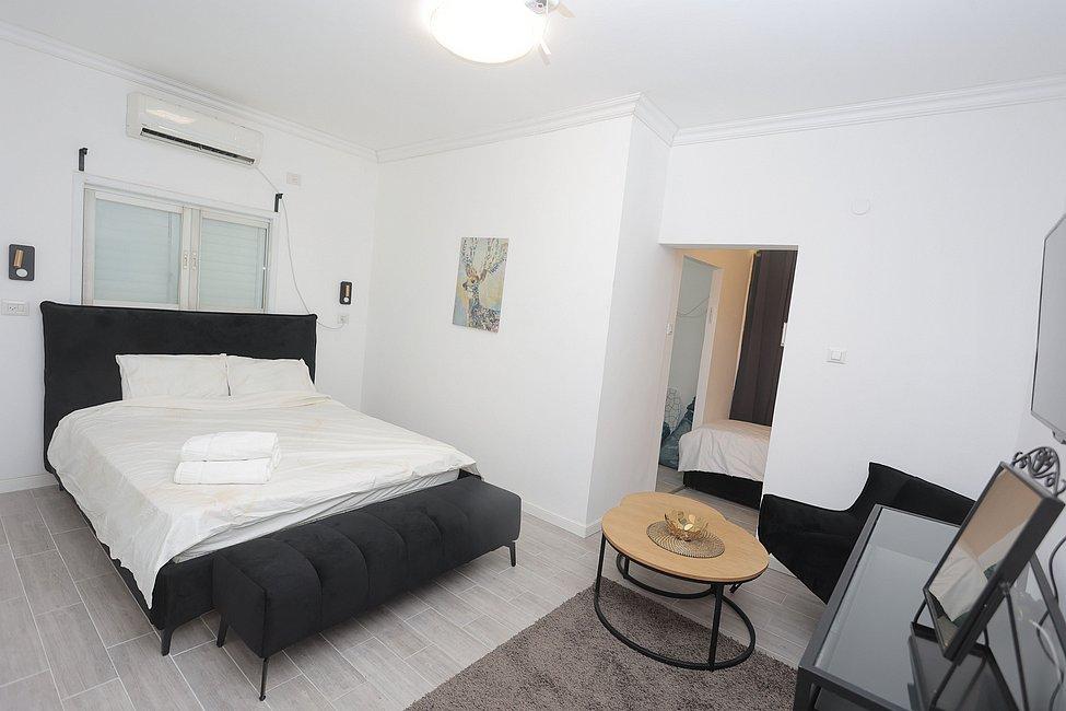 90452 הסוויטות, מתחם הירקון 25, וילה  בתל אביב וילות - Vila