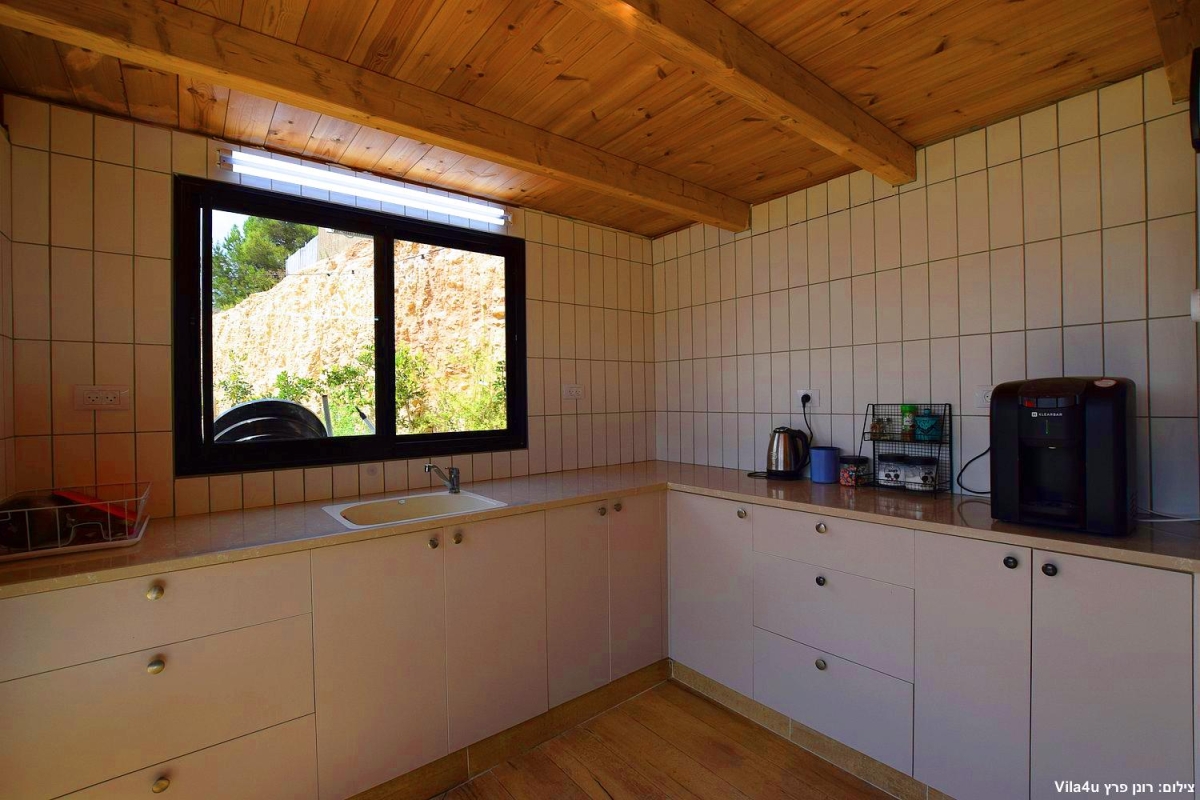 90645 המתחם הפנימי, וילה אליזה בוטיק, וילה  בעוספיה וילות - Vila