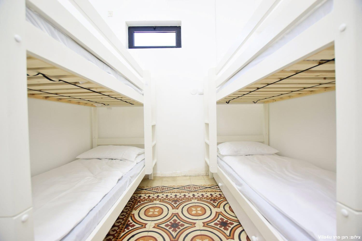 90831 גלריית הוילה, אחוזת פאלמס בוטיק, וילה  בטבריה וילות - Vila