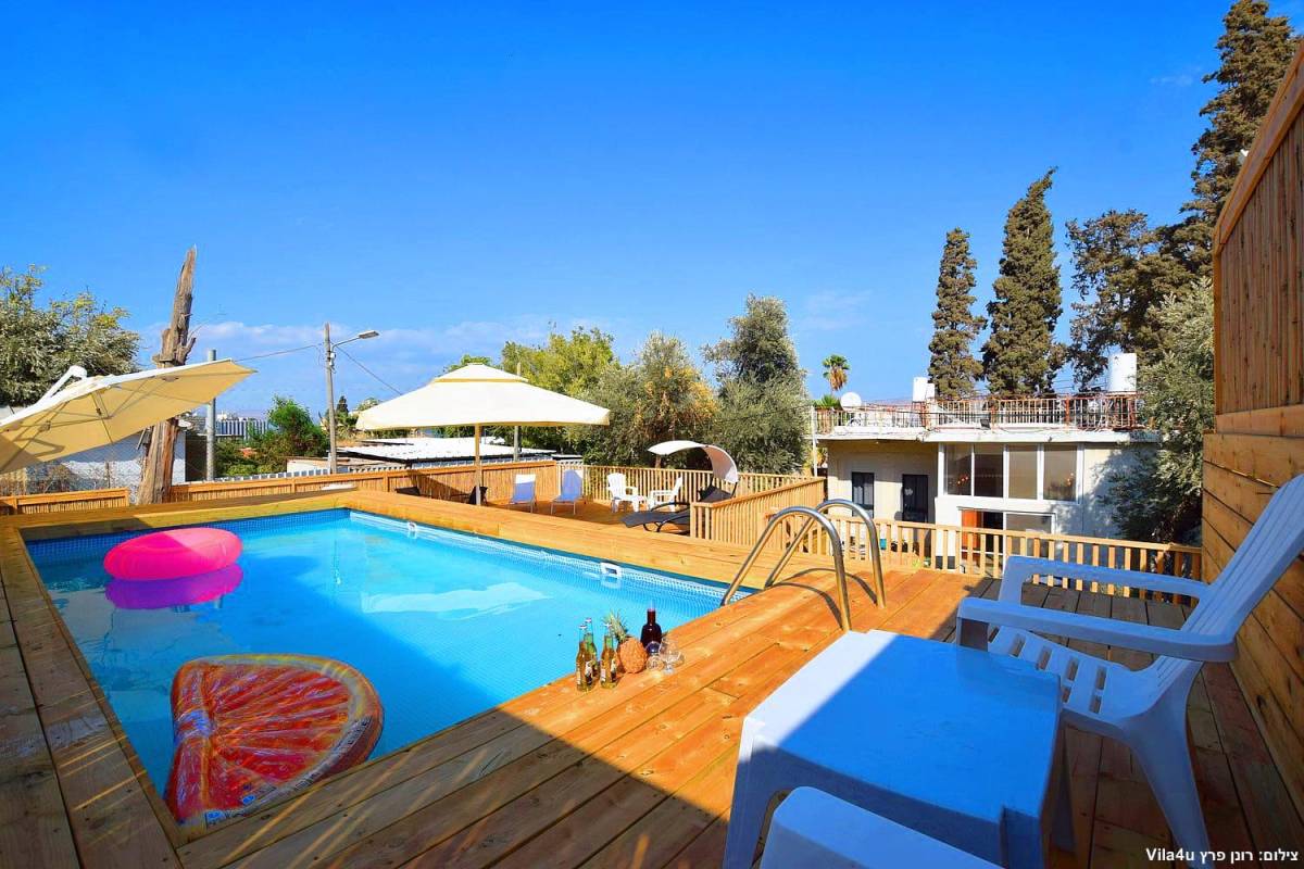 90851 המתחם החיצוני, אחוזת פאלמס בוטיק, וילה  בטבריה וילות - Vila