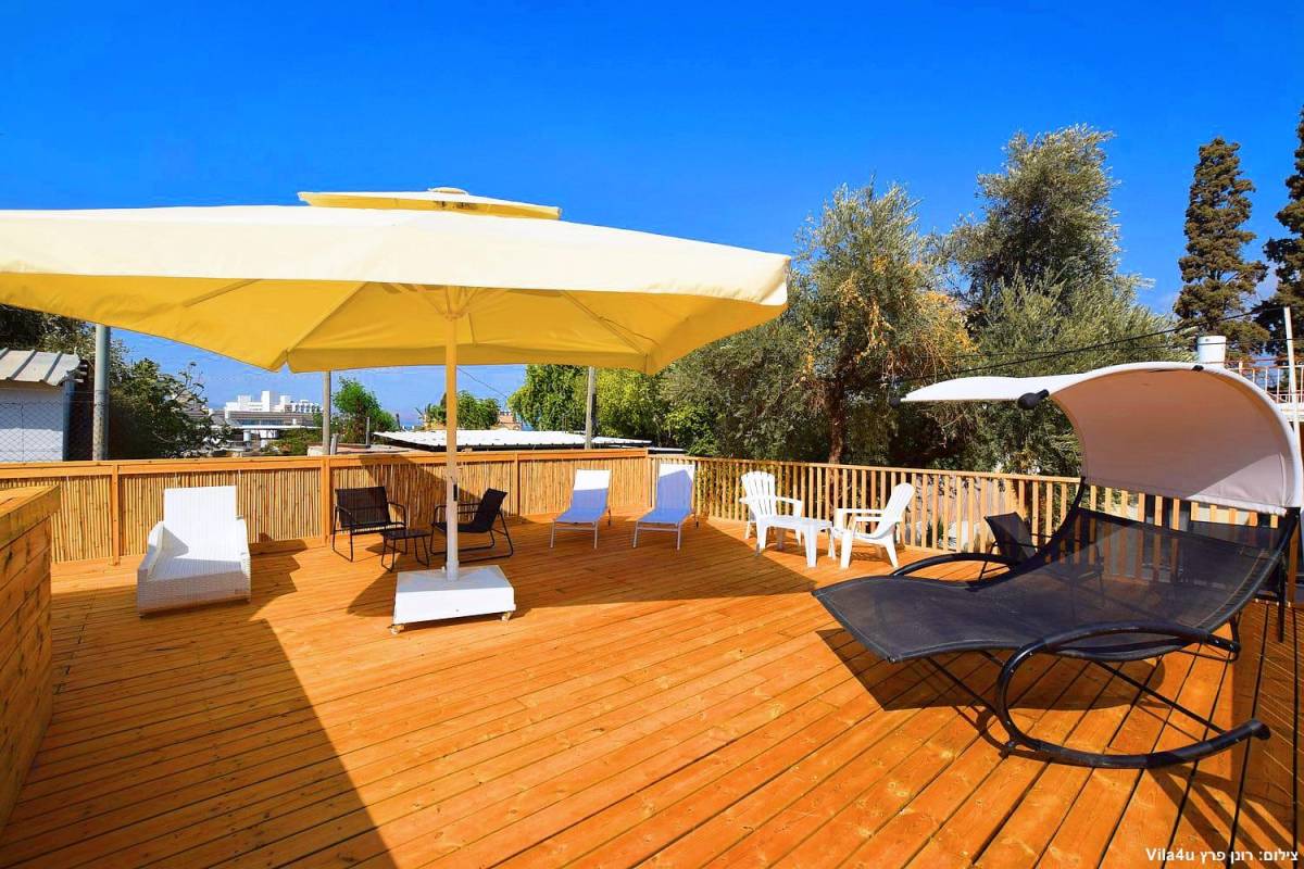 90852 המתחם החיצוני, אחוזת פאלמס בוטיק, וילה  בטבריה וילות - Vila