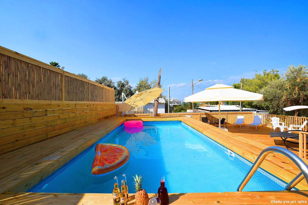 90854 המתחם החיצוני, אחוזת פאלמס בוטיק, וילה  בטבריה וילות - Vila