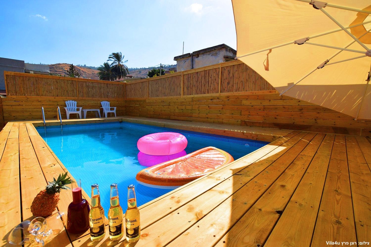 90855 המתחם החיצוני, אחוזת פאלמס בוטיק, וילה  בטבריה וילות - Vila