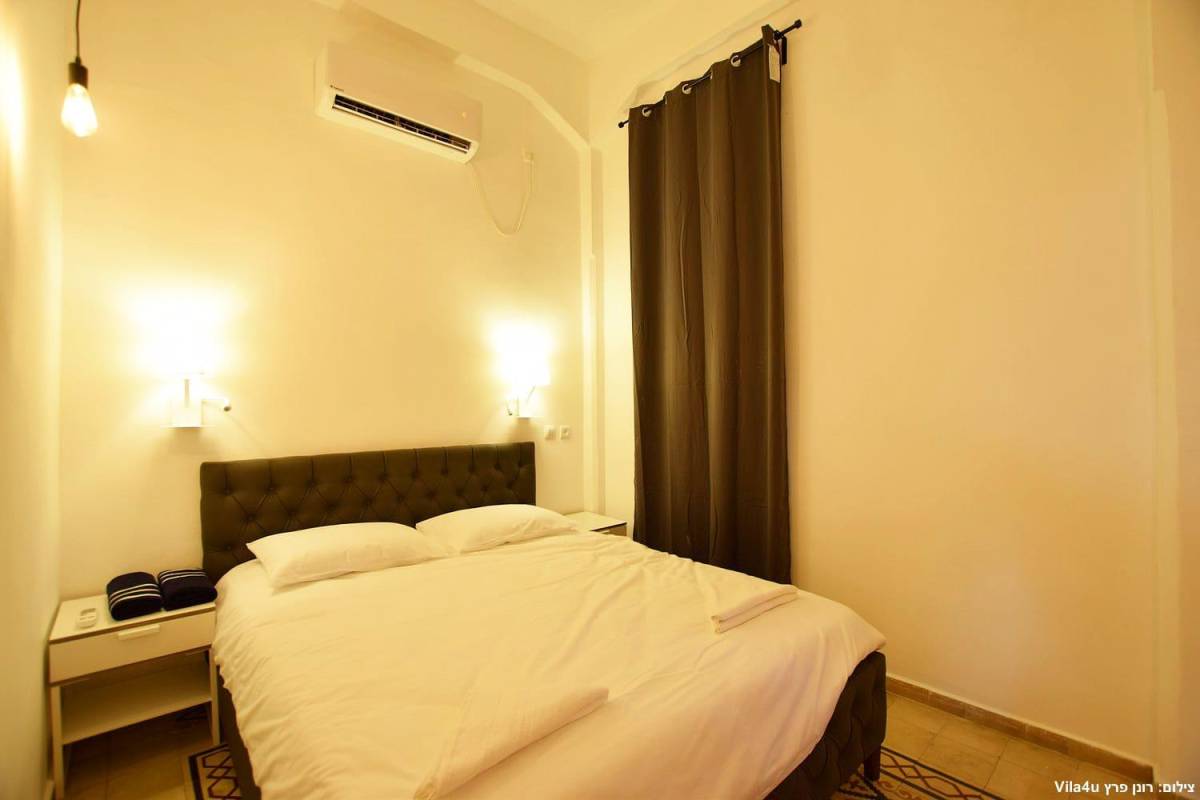 90862 גלריית הסוויטות, אחוזת פאלמס בוטיק, וילה  בטבריה וילות - Vila