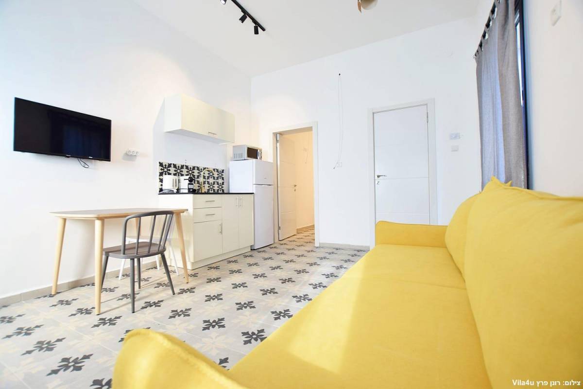 90865 גלריית הסוויטות, אחוזת פאלמס בוטיק, וילה  בטבריה וילות - Vila