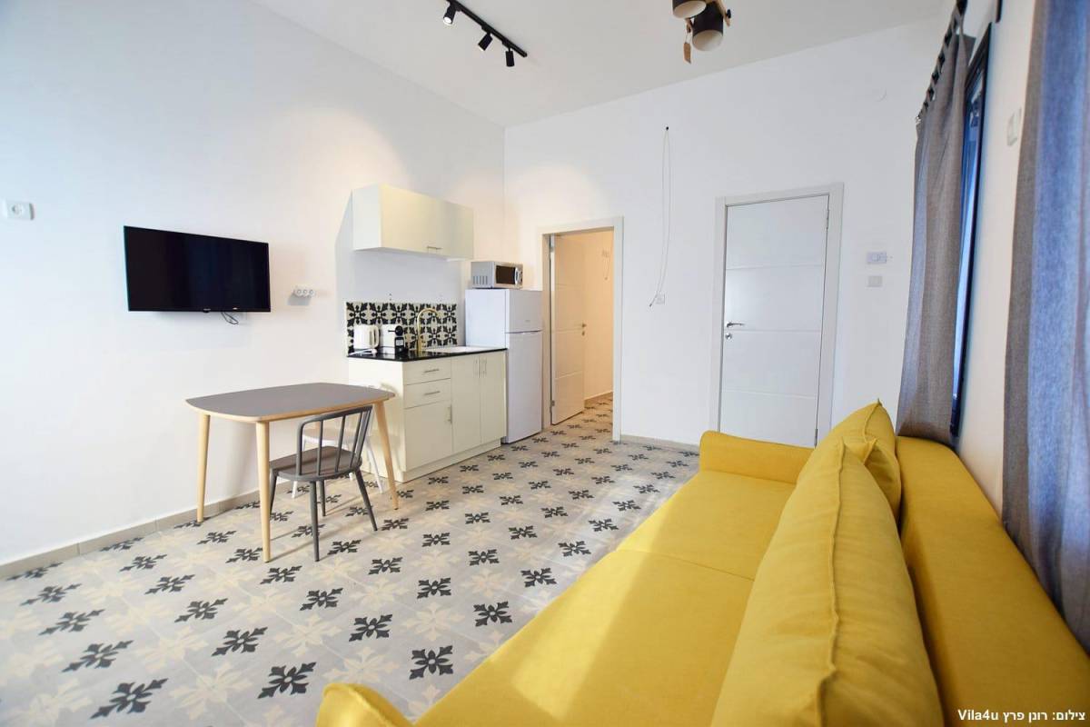 90869 גלריית הסוויטות, אחוזת פאלמס בוטיק, וילה  בטבריה וילות - Vila