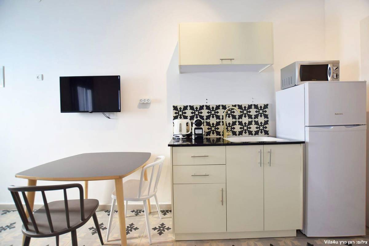 90872 גלריית הסוויטות, אחוזת פאלמס בוטיק, וילה  בטבריה וילות - Vila