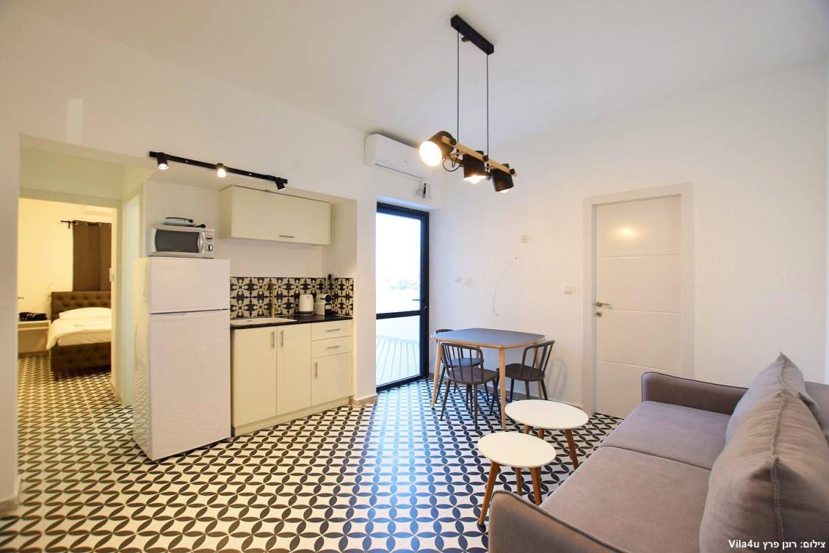 90874 גלריית הסוויטות, אחוזת פאלמס בוטיק, וילה  בטבריה וילות - Vila