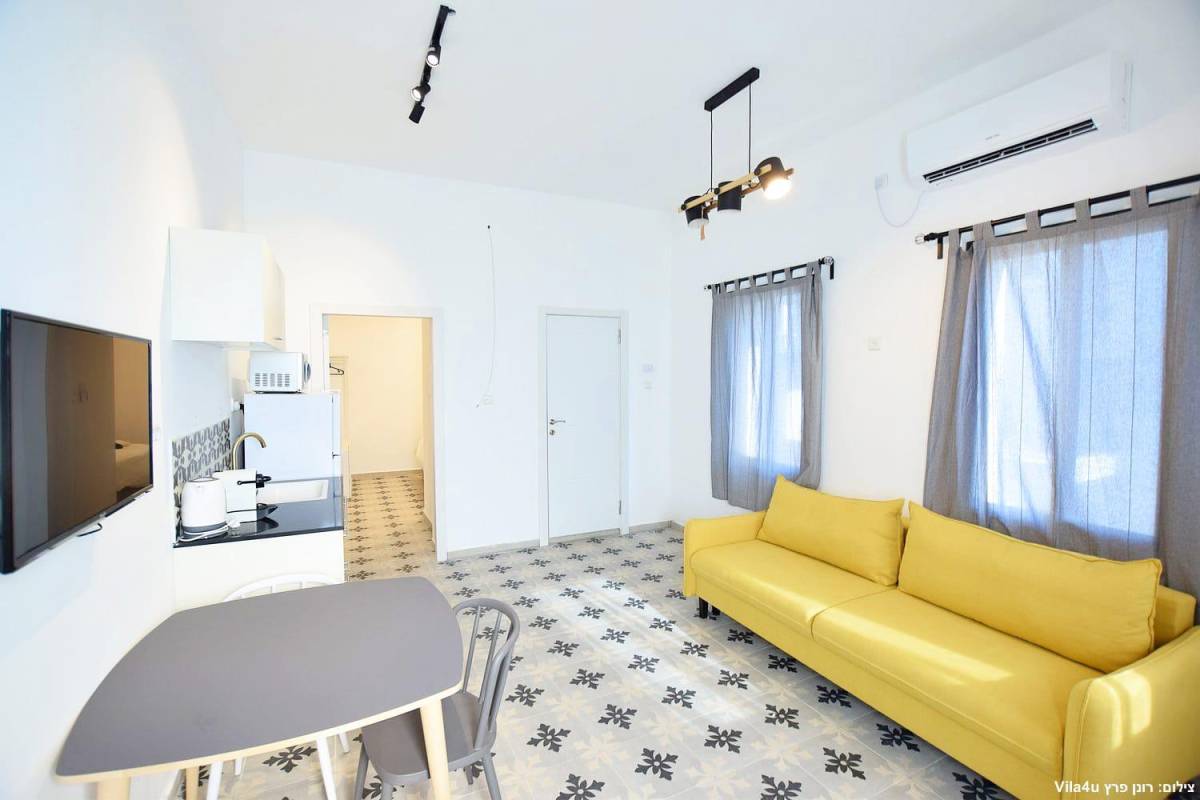 90879 גלריית הסוויטות, אחוזת פאלמס בוטיק, וילה  בטבריה וילות - Vila