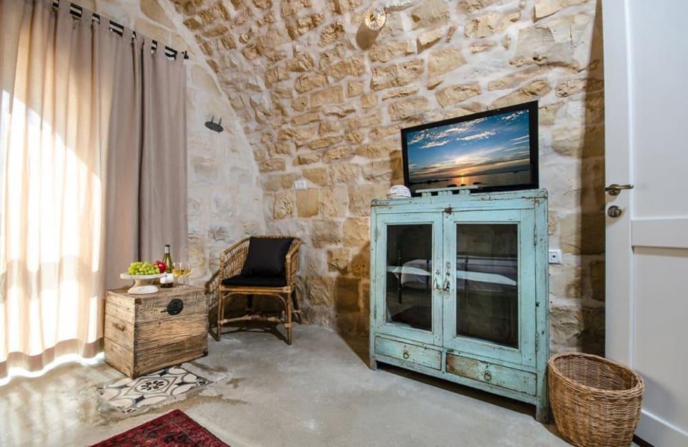 93069 המתחם הפנימי, וילה אחוזת אלון וזית, וילה  בנווה זיו וילות - Vila