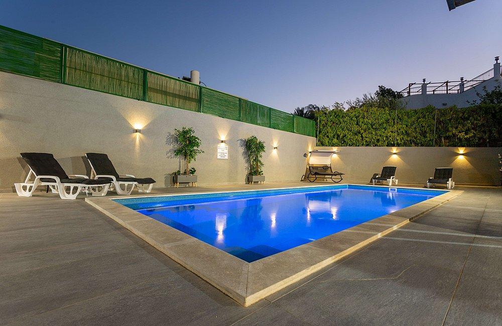 94968 המתחם החיצוני, וילת הקיסר - YalaRent Caesar, וילה  באילת וילות - Vila